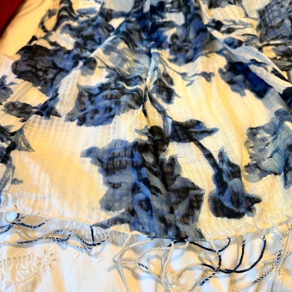 Women's Cotton Wrap - Picture 2 of 4